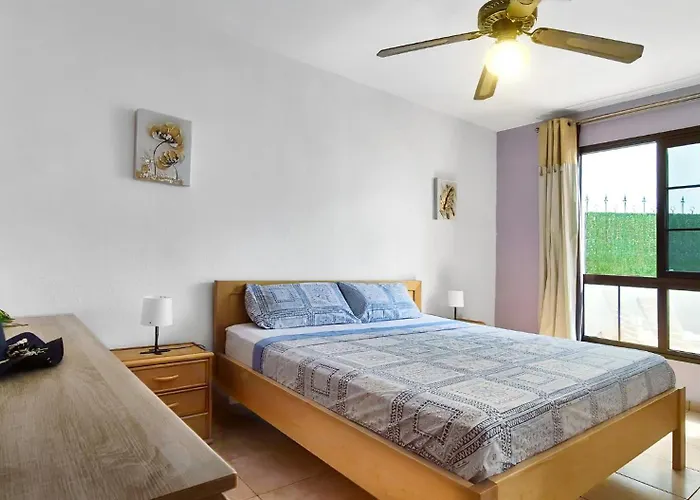 Casa Claudia, Cristianos