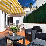 Casa Claudia, Cristianos アパート