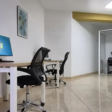 Casa Claudia, Cristianos Apartmán