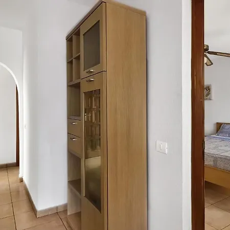 Casa Claudia, Cristianos Apartmán